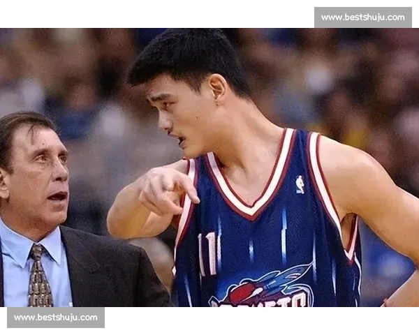 姚明：NBA 半场统治力的中国传奇