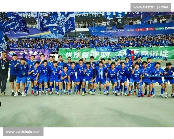 泪水与欢笑交织，苏超年度颁奖，写就一段段动人的足球故事