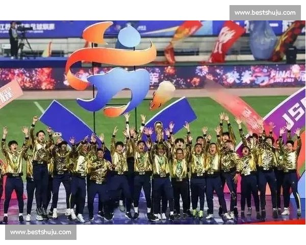 揭秘苏超冠军争夺战：两大豪门恩怨情仇再续